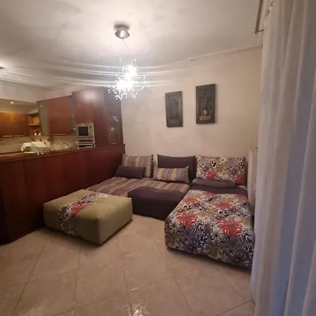 Lux κοντα στο πανεπιστημιακο νοσοκομειο Apartment